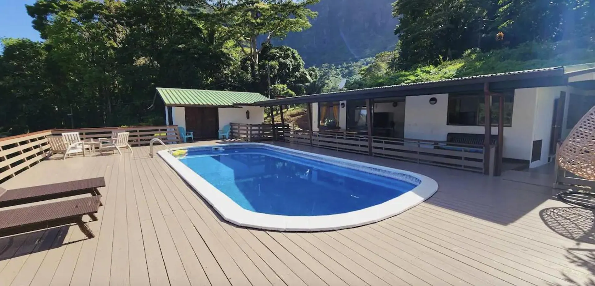 Alaroots Maison Piscine מוריאה 0*,  פולינזיה הצרפתית