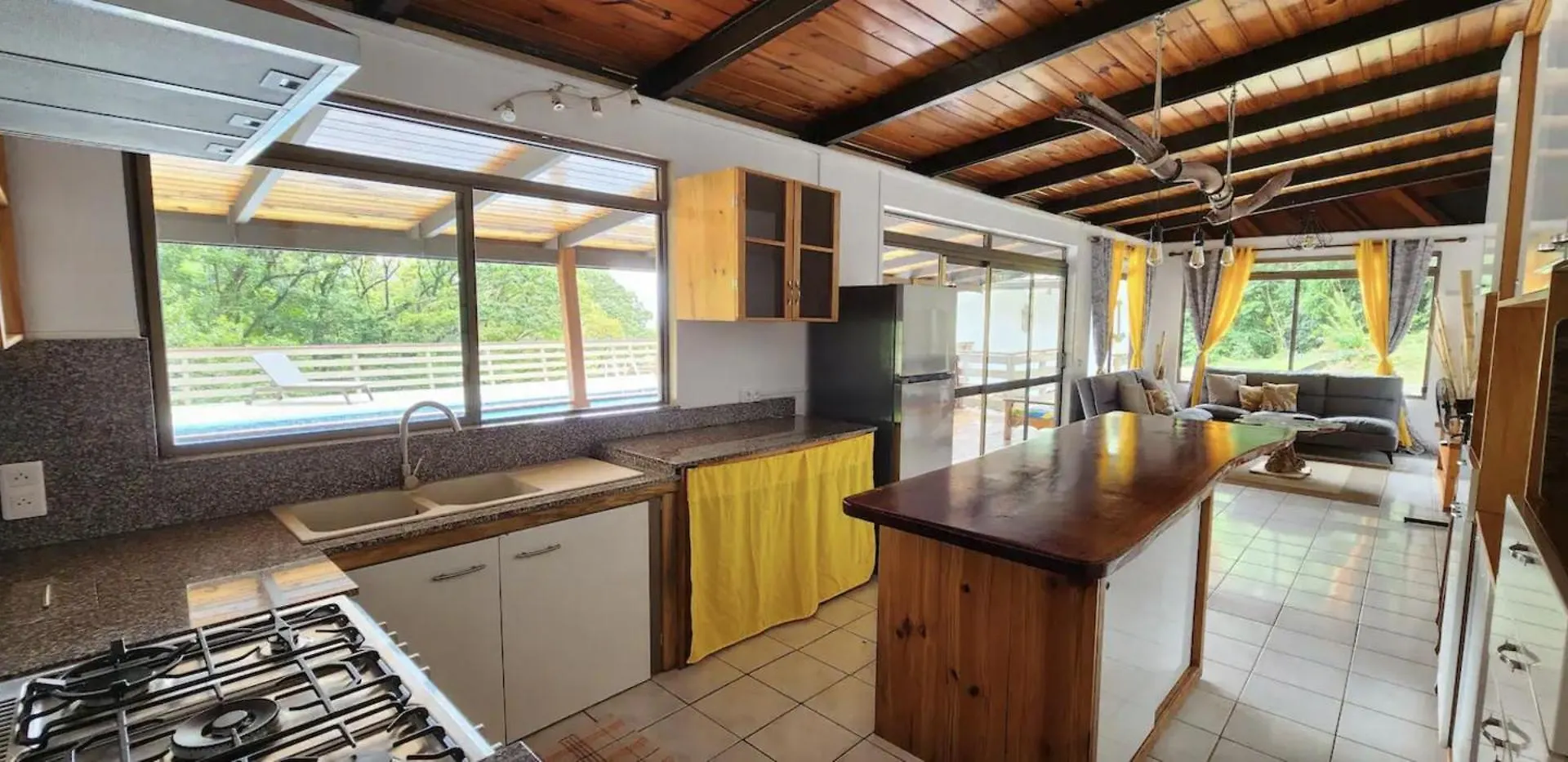 Alaroots Maison Piscine Moorea